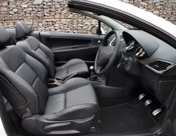 Interior Peugeot 207 CC [UK-spec] '08.2009–10.2014