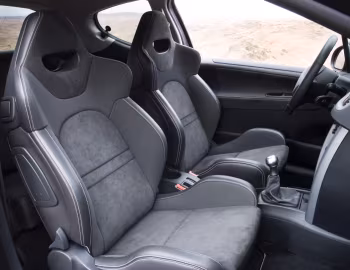 Інтер'єр Peugeot 207 RC '2007–09