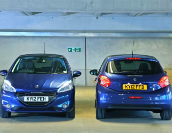 Peugeot 208 (A9) '2012–16