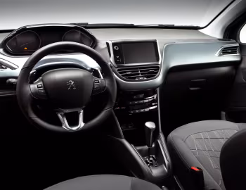 Інтер'єр Peugeot 208 [Latam] (A9) '2013–16