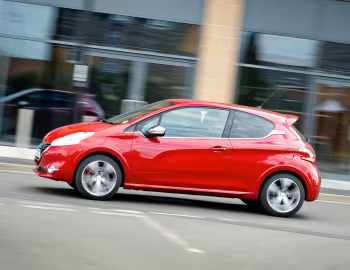Peugeot 208 GTi [UK-spec] (A9) '03.2013–15