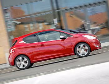 Peugeot 208 GTi [UK-spec] (A9) '03.2013–15