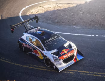 Peugeot 208 T16 Pikes Peak '2013