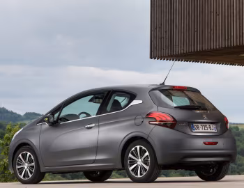 Peugeot 208 3-door [Worldwide] (A9) '2015–19