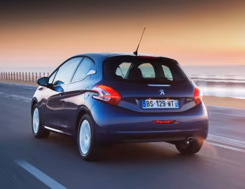 Peugeot 208 3-door [Worldwide] (A9) '2012–15