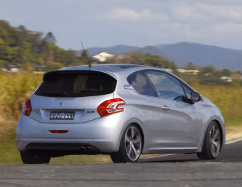 Peugeot 208 3-door [Australia] (A9) '2012–15
