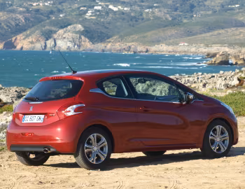 Peugeot 208 3-door [Worldwide] (A9) '2012–15