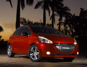 Peugeot 208 5-door [Australia] (A9) '2012–15