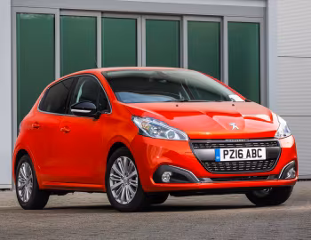 Peugeot 208 5-door [UK-spec] (A9) '2015–19