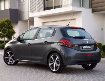 Peugeot 208 Allure [Australia] (A9) '2015–19