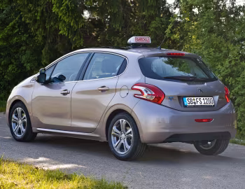 Peugeot 208 Fahrschule 5-door [Germany] (A9) '2012–15