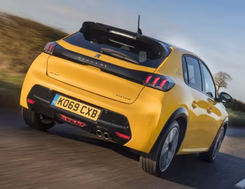 Peugeot 208 GT Line [UK-spec] '2019–23
