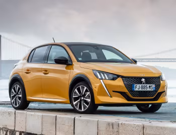 Peugeot 208 GT Line [Worldwide] '2019–23