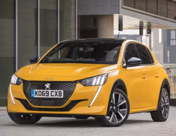 Peugeot 208 GT Line [UK-spec] '2019–23
