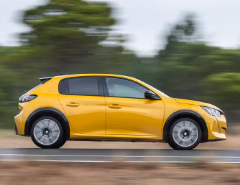 Peugeot 208 GT Line [Worldwide] '2019–23