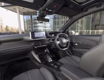 Interior Peugeot 208 GT Line [UK-spec] '2019–23