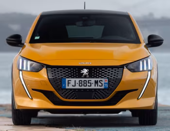 Peugeot 208 GT Line [Worldwide] '2019–23