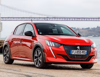 Peugeot 208 GT Line [Worldwide] '2019–23