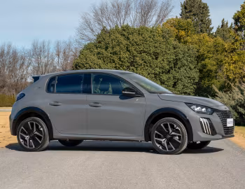 Peugeot 208 GT Turbo 200 [Latam] '2024–н.ч.