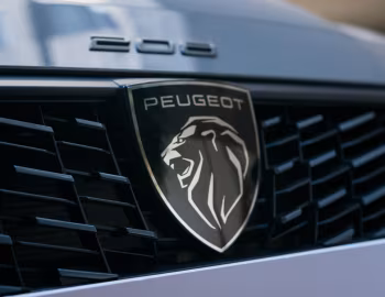Логотип Peugeot 208 GT Turbo 200 [Latam] '2024–н.ч.