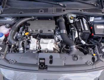 Under The Hood Peugeot 208 GT Turbo 200 [Latam] '2024–pr.