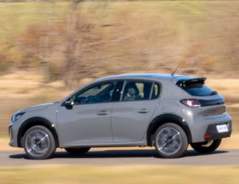 Peugeot 208 GT Turbo 200 [Latam] '2024–н.ч.