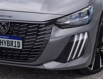 Peugeot 208 GT Hybrid Turbo 200 [Latam] '2025–pr.