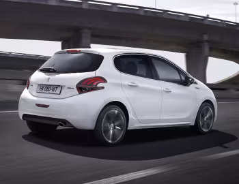 Peugeot 208 GT Line [Worldwide] (A9) '2015–19