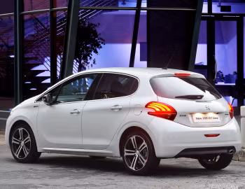 Peugeot 208 GT Line [South Africa] '2015–19