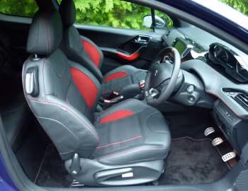 Interior Peugeot 208 GTi [Japan] (A9) '07.2013–10.2015