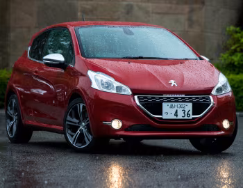 Peugeot 208 GTi [Japan] (A9) '07.2013–10.2015