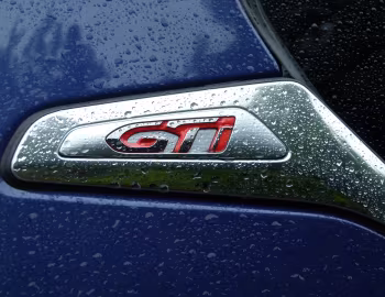 Peugeot 208 GTi [Japan] (A9) '07.2013–10.2015