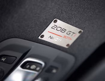 Peugeot 208 GTi "30th Anniversary" (A9) '2014–15