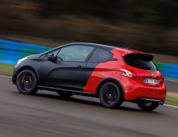 Peugeot 208 GTi "30th Anniversary" (A9) '2014–15