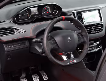 Painel frontal Peugeot 208 GTi "30th Anniversary" (A9) '2014–15