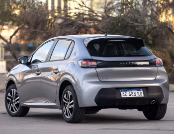 Peugeot 208 "Roadtrip" [Latam] '2022–pr.
