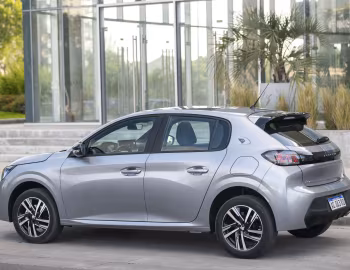 Peugeot 208 "Roadtrip" [Latam] '2022–pr.