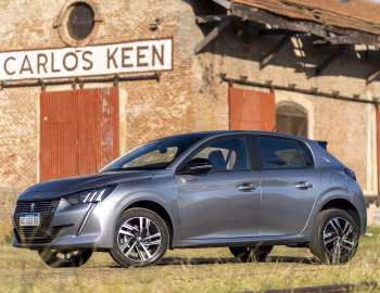 Peugeot 208 "Roadtrip" [Latam] '2022–pr.