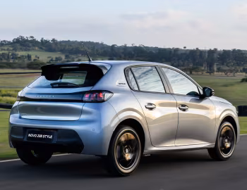 Peugeot 208 "Style" [Latam] '2022–pr.