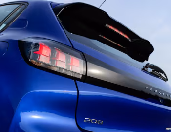 Peugeot 208 Turbo 200 [Latam] '2023–pr.