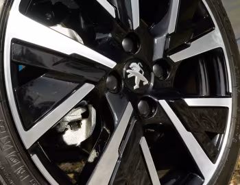 Peugeot 208 Turbo 200 "Style" [Latam] '2023–pr.