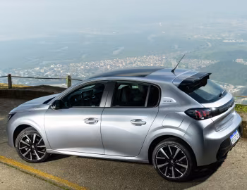 Peugeot 208 Turbo 200 "Style" [Latam] '2023–pr.