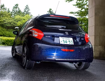 Peugeot 208 XY [Japan] (A9) '07.2013–10.2015