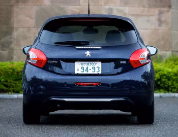 Peugeot 208 XY [Japan] (A9) '07.2013–10.2015