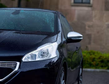 Peugeot 208 XY [Japan] (A9) '07.2013–10.2015