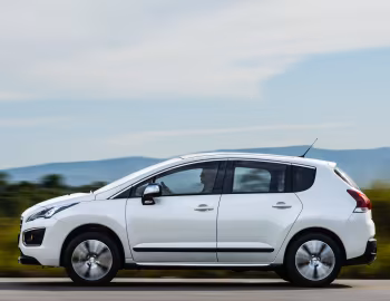 Peugeot 3008 [Worldwide] '2013–16