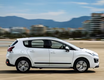 Peugeot 3008 [Worldwide] '2013–16