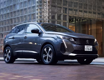 Peugeot 3008 GT BlueHDi [Japan] '2021–24