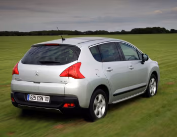 Peugeot 3008 [UK-spec] '2009–13