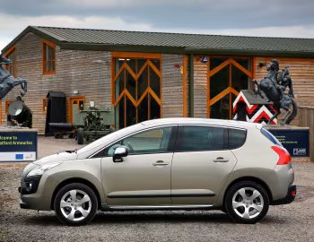 Peugeot 3008 [UK-spec] '2009–13